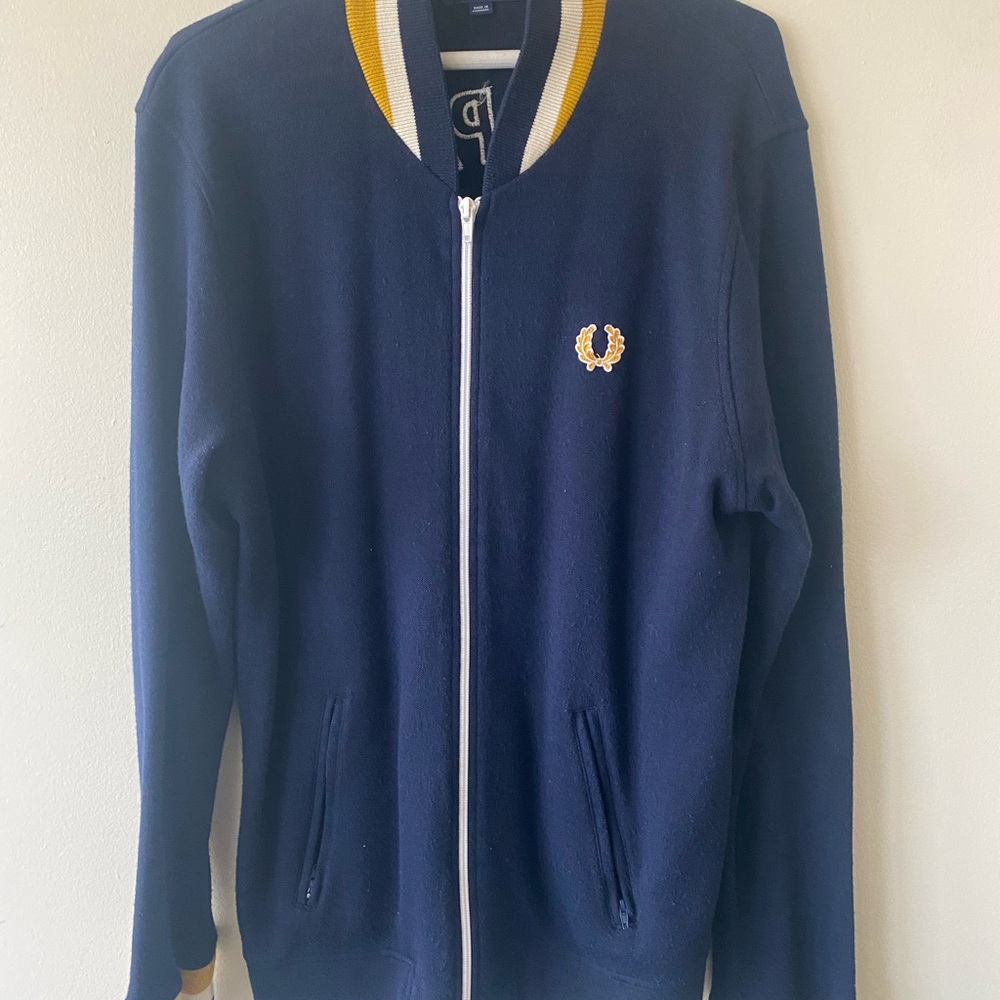 Fred Perry Navy Zip-Up Sweater with Yellow and white Trim vintage 2000’s mod